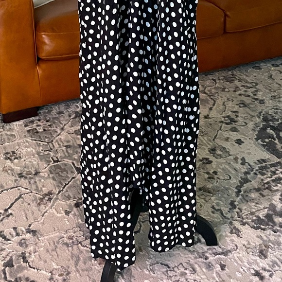 Black and White Polkadot Long Maxi Dress with Pockets Super Light and Flowy - Picture 4 of 12